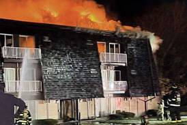 Fire destroys 24-unit apartment building in Carpentersville