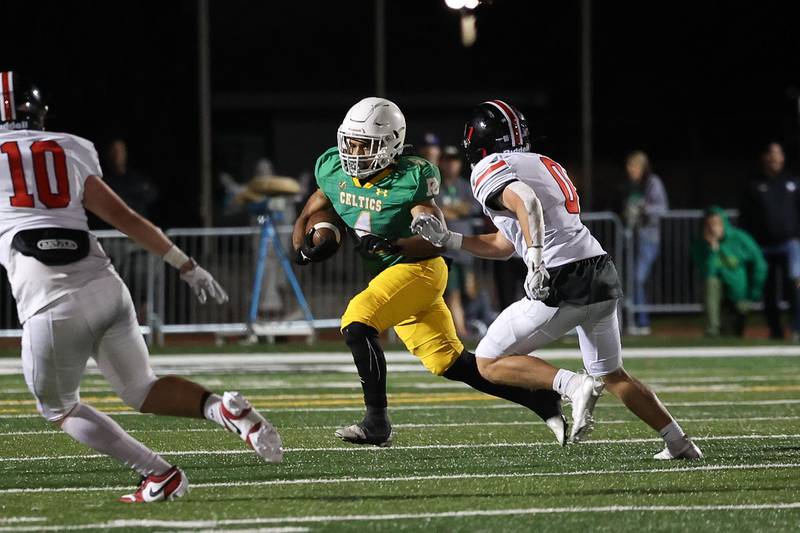Providence’s Mikal Dilworth rushes to the outside against Lincoln-Way Central on Friday, Sept. 6, 2024 in New Lenox.