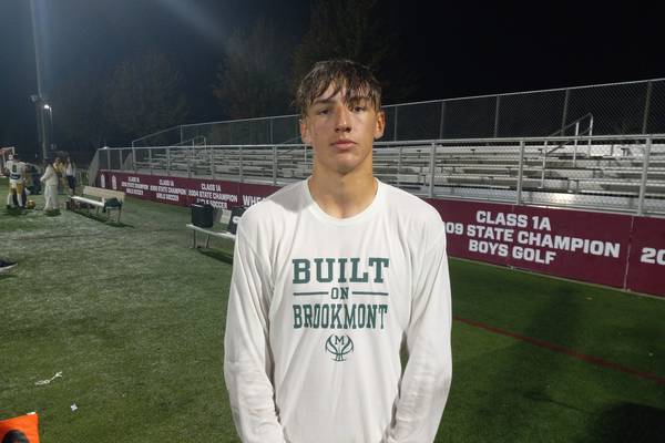 Bishop McNamara stays unbeaten with 29-14 win at Wheaton Academy