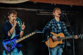 Yorkville band Ripped Jeans Duo to release first full-length album