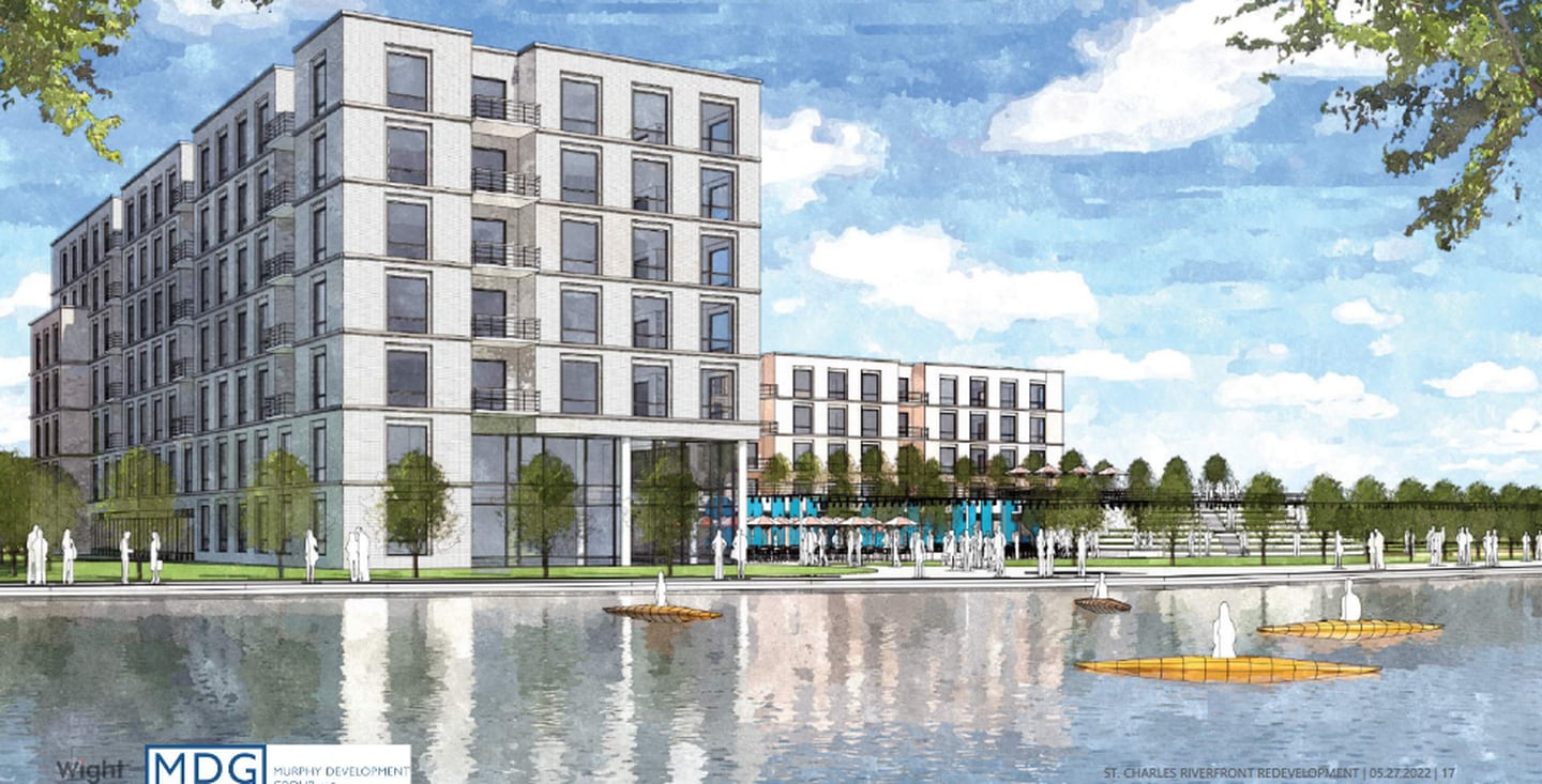 A proposal submitted by Chicago-based Murphy Development Group calls for the construction of a five- to seven-story building that would house 138 apartments, one restaurant and 3,000 square feet of commercial space. The project would cost an estimated $60.5 million, with the developer not seeking any incentives from the city.