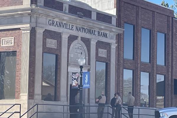 Granville police searching for suspect following bank robbery Monday