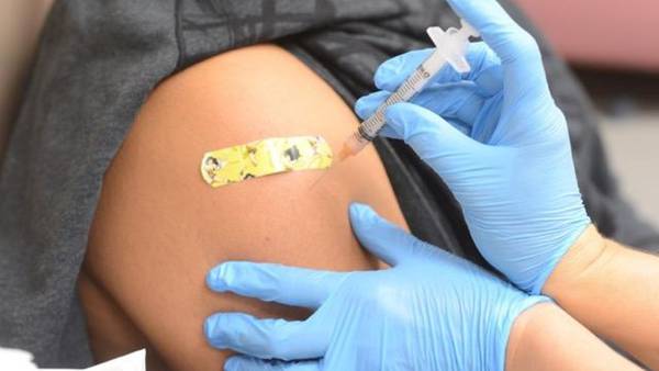 Flu, COVID-19 immunization rates down in Illinois