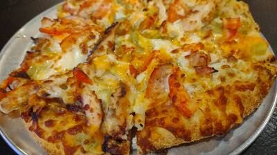 Mystery Diner in Lacon: The Pizza Peel serves a different kind of slice