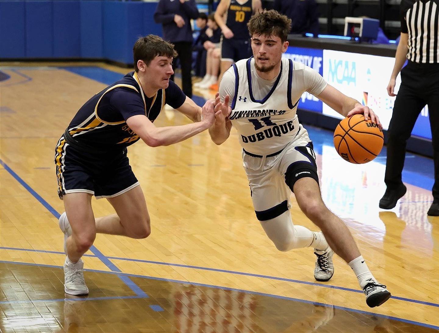 Dubuque junior Grady Thompson of Princeton was named as the American Rivers Conference Men’s Basketball Athlete of the Week. In two games, he averaged 21 points, 6.5 rebounds, 1.5 assists and was 12-13 at the line (92.3%).