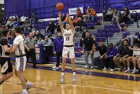 Boys basketball: Dixon cranks it up on offense, defense to top Kewanee