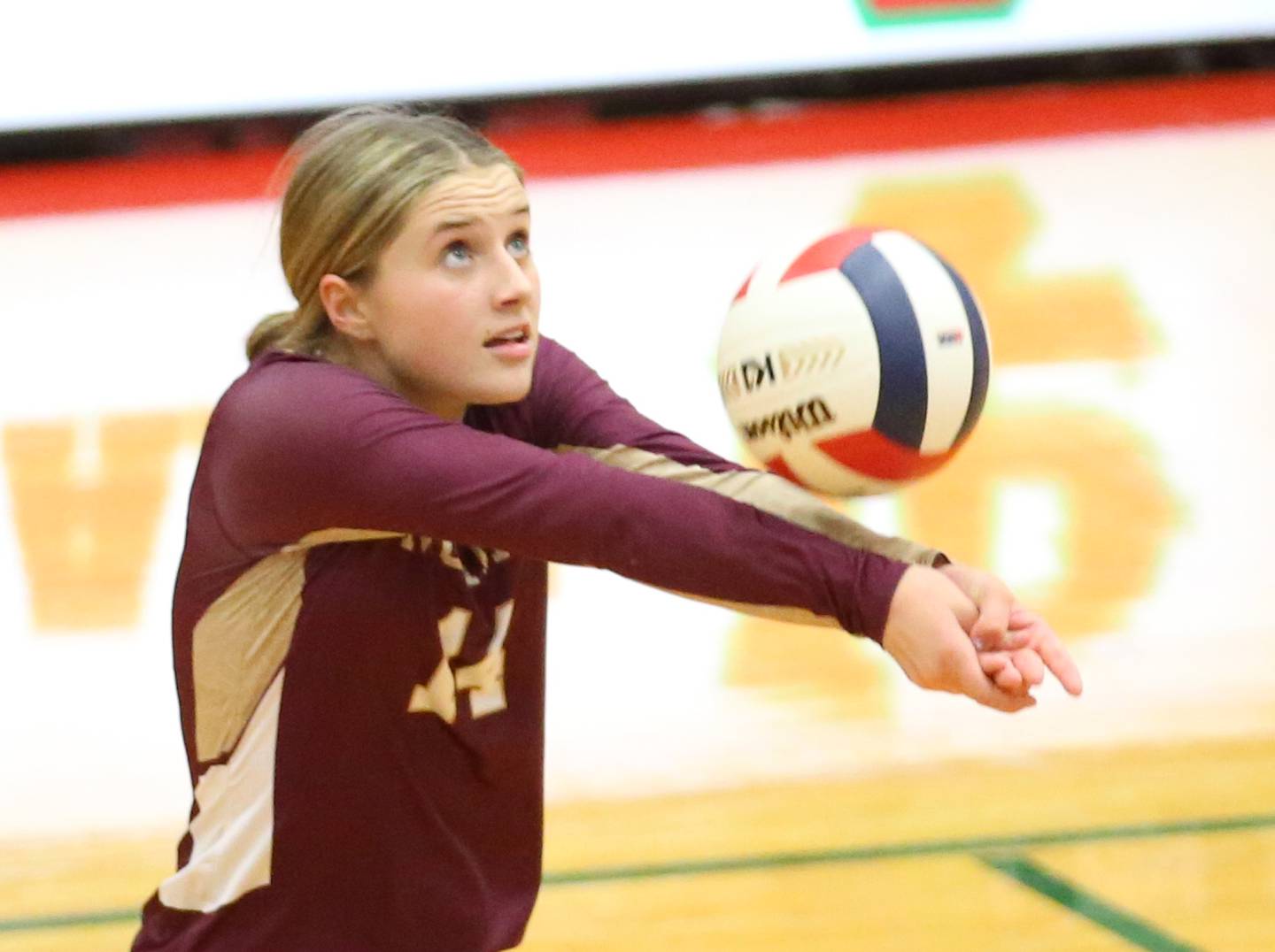 Morris libero Alyssa Jepson returns a serve from L-P in the Class 3A Regional game on Thursday, Oct. 26, 2023 at Sellett Gymnasium.