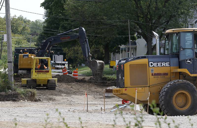 Work continues Wednesday, Sept. 21, 2022, on the construction of a roundabout at the intersection of Lake Avenue, Madison Street and South Street in Woodstock. Roundabouts are a big part of planning and proposed solutions for traffic issues within McHenry County. There are half a dozen intersections where roundabouts are either planned or under construction and there are more sites that have been identified within McHenry County as being potentially suitable for roundabouts in the future. Data from Illinois Department of Transportation shows that roundabouts can significantly improve traffic and decrease both the number of crashes as well as the number of injuries and hospitalizations that occur when crashes do happen.
