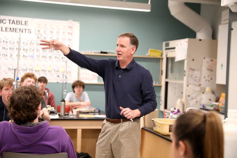 Downers Grove North Science Department Chairperson Michael Heinz teaches an honors chemistry class at the school.