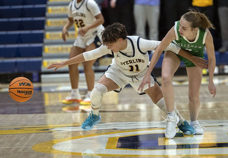 Sterling’s Joslynn James reaches for a ball against Alleman’s Lindsey Britton Thursday, Jan. 29, 2026.