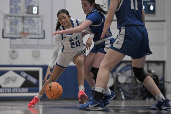 St. Charles North weathers Geneva run, pulls away for DuKane Conference win
