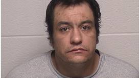 Suspect arrested in Third Lake gambling cafe burglary