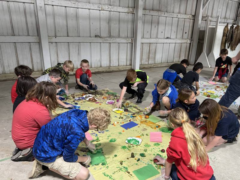 Grundy County fourth graders get an education in agriculture