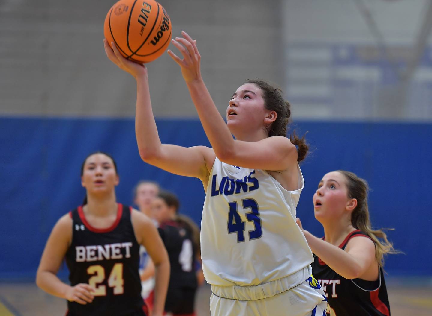 Lyons Township's Emma O' Brien (43) lays the ball up after getting past the Benet defense during a game on November 19, 2024 at Lyons Township High School in LaGrange.