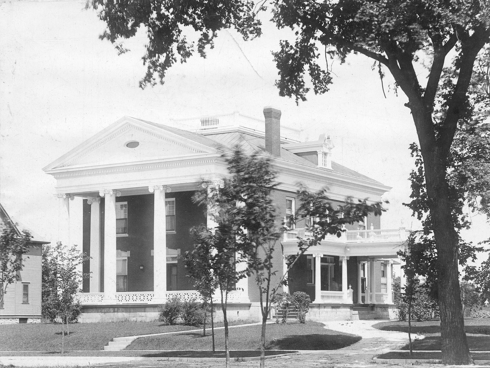 Under the Sryglers, the mansion has undergone work to aid its preservation as a late 19th-century classical revival architectural style building. 