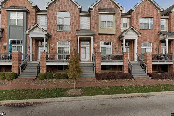 Sale closed in Algonquin: $395,000 for a single-family home