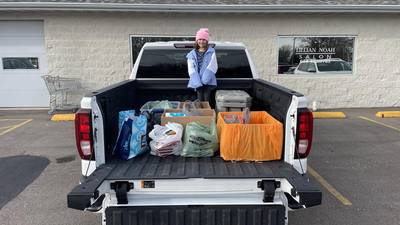 Santa’s Helper Food Drive returns to Polo ahead of the holiday season 