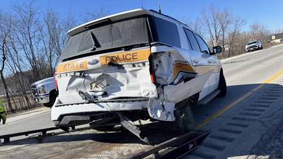 State trooper injured after vehicle struck on I-57