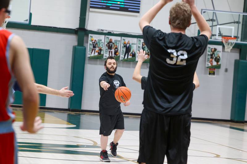 River Valley Special Rec player Neelix Sparrow passes the ball in their game against Lincolnway Special Recreation Association at Bishop McNamara on Friday, Jan. 30, 2026.