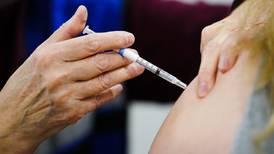 Bivalent booster pushes Illinois’ COVID-19 vaccine average to highest point since January