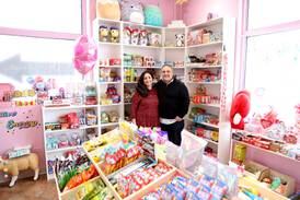 Candy is dandy – New Campton Hills store sells candy from around the world