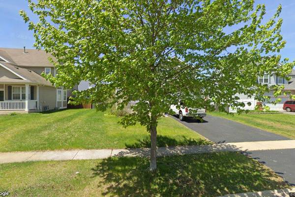 Single-family home in Joliet goes for $380,000