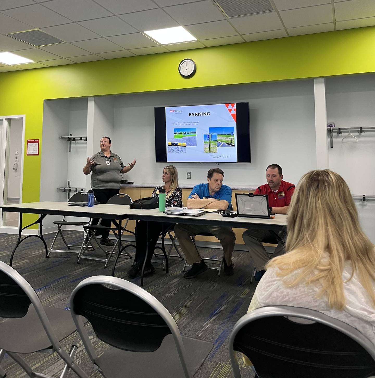 Project manager  Tanya Scheibe with  W-T Engineering gives her findings at a 
public forum regarding American with Disabilities Act (ADA) Transition Plan 
held on Aug.10 at the Prairie Activity & Recreation Center, 24550 W. 
Renwick Road in Plainfield.