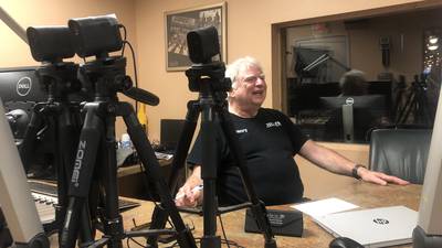 Harvard’s all-volunteer radio station 101.3-FM celebrates 10 years on air
