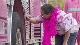 Sterling school shows support for aide battling cancer