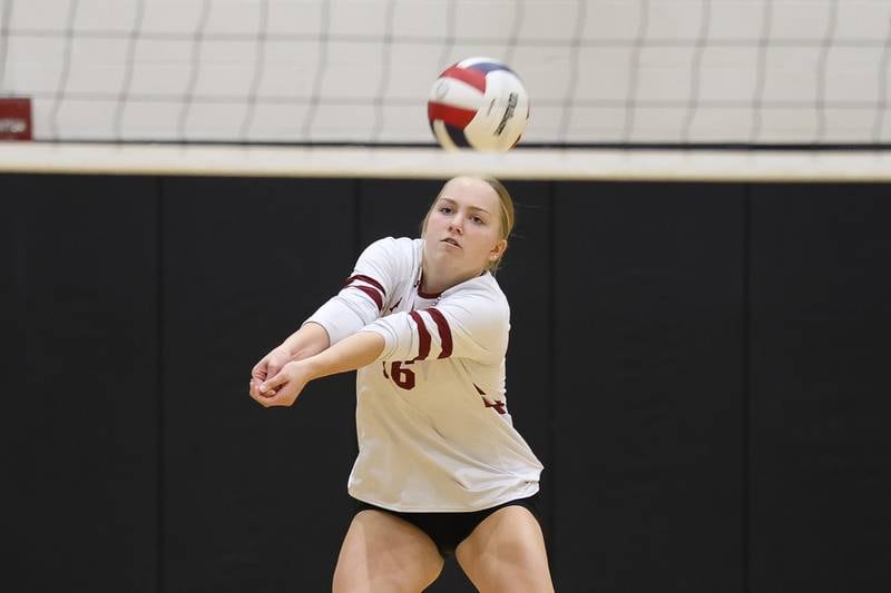 Plainfield North's Rylee Richards receives the serve against Lincoln-Way Central in the Class 4A Lincoln-Way Central Regional semifinal on Tuesday, Oct 28, 2025 in New Lenox.