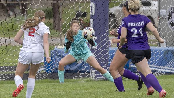 Photos: Dixon Duchesses soccer hosts Oregon 