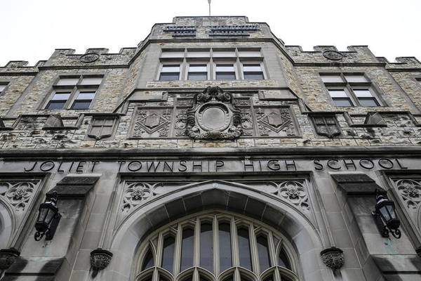 Joliet Township District 204 earns honors for financial reporting