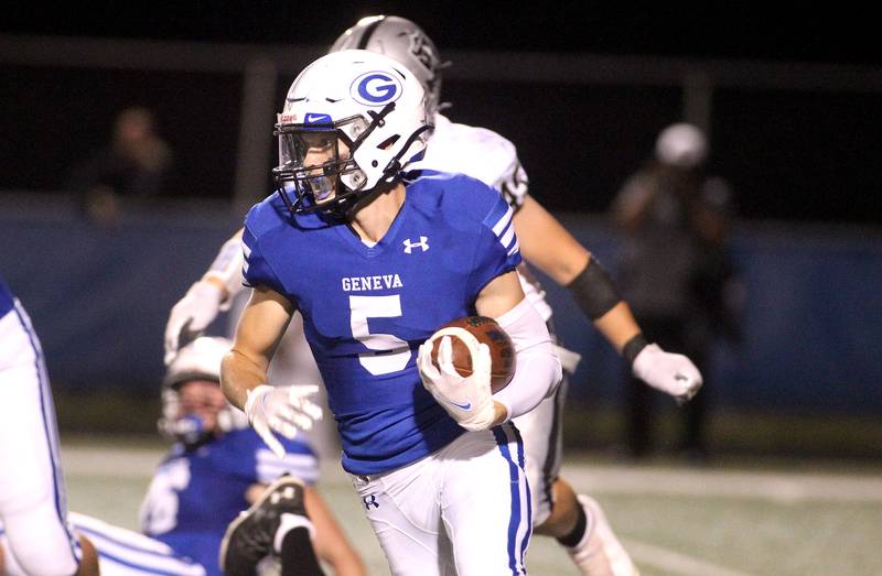 Geneva's Carter Powelson (5) runs the ball during a home game against Kaneland on Friday, Sept. 3, 2021.