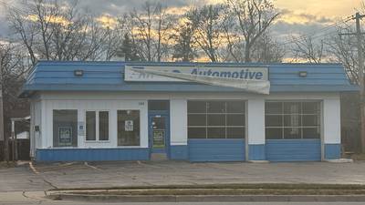 Planned drive-thru Dunkin’ in Crystal Lake draws neighbor pushback: ‘Please don’t dump this on us’