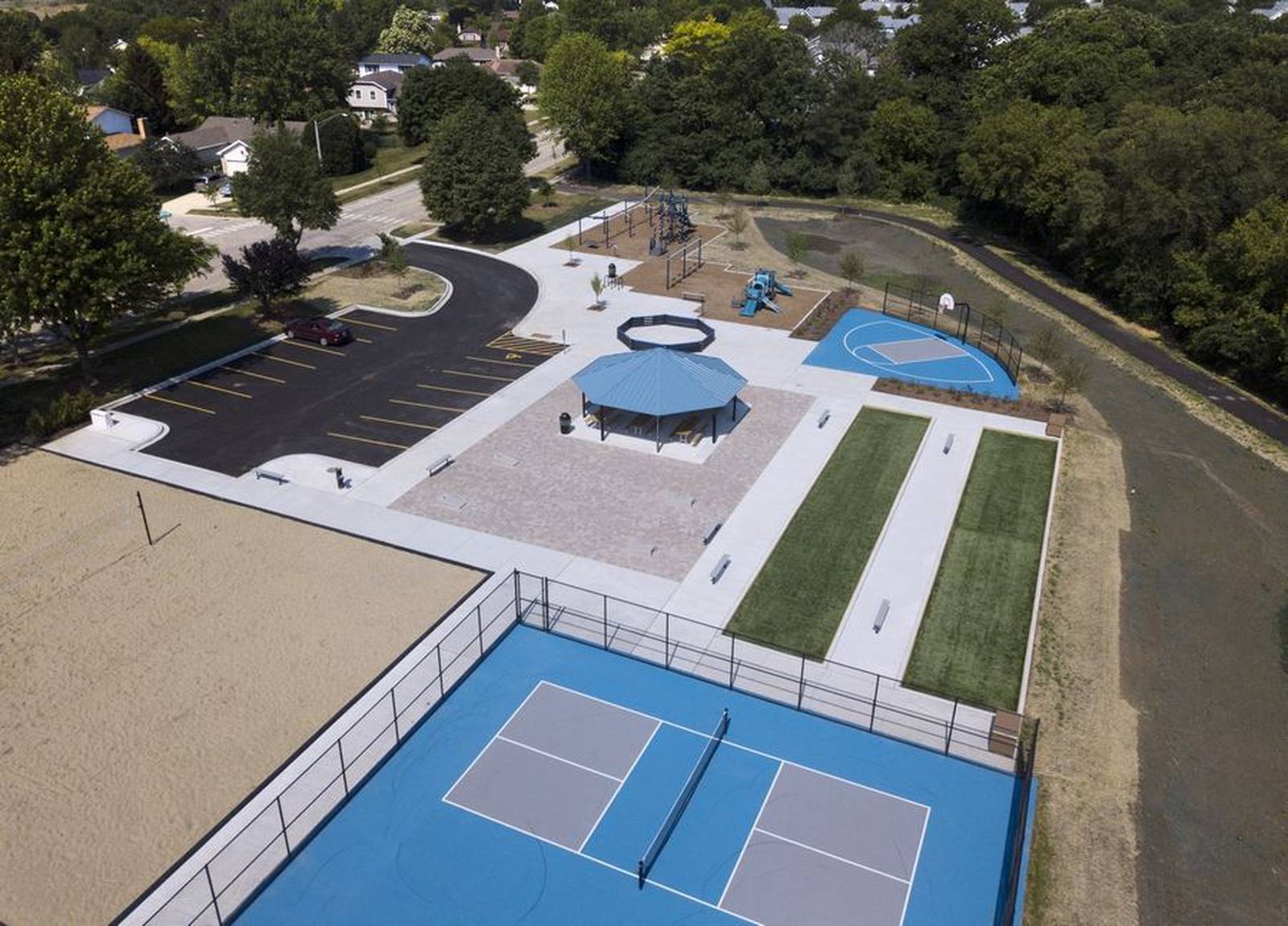 Algonquin unveils 800,000 reconstruction of Stoneybrook Park Shaw Local