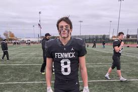 Jake Thies scores 4 TDs, Fenwick rolls past Rolling Meadows into Class 6A quarterfinals