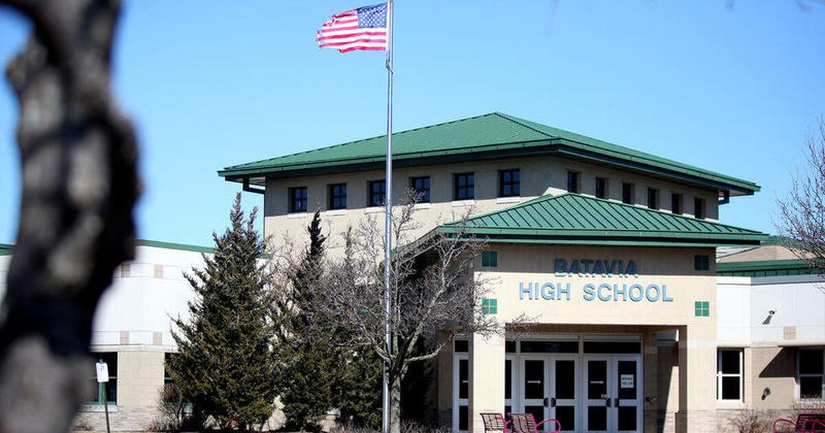Batavia school board reaches agreement with education support