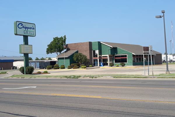 Streator Leading Ladies add new community service award for local grads