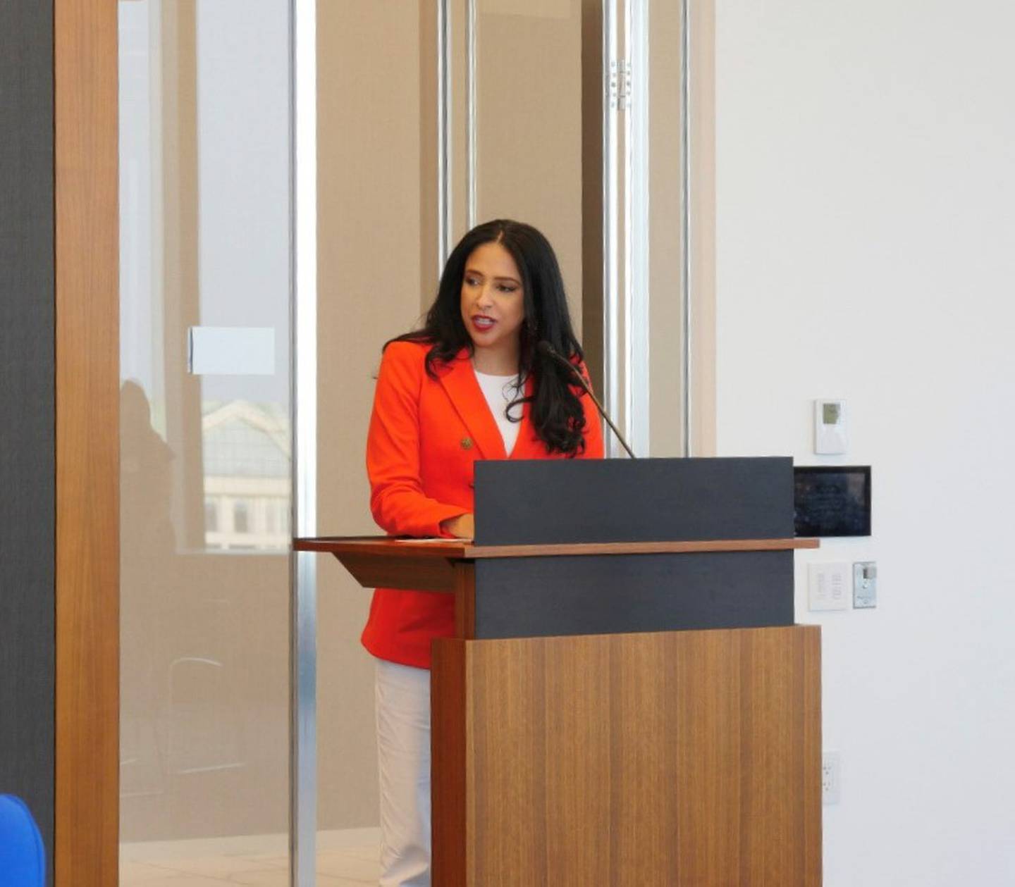 Executive Director of the Illinois Supreme Court Commission on Professionalism, Erika Harold addresses Jumpstart students at an August 3 reception at Jones Day in Chicago.