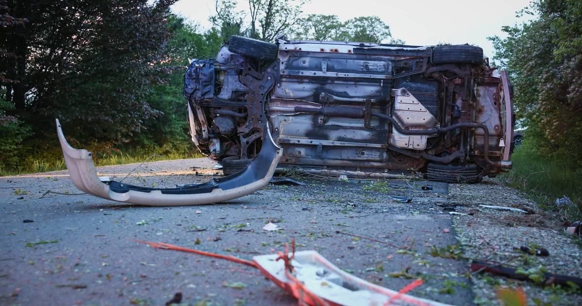 Rollover crash in Hebron results in injuries to driver Shaw Local