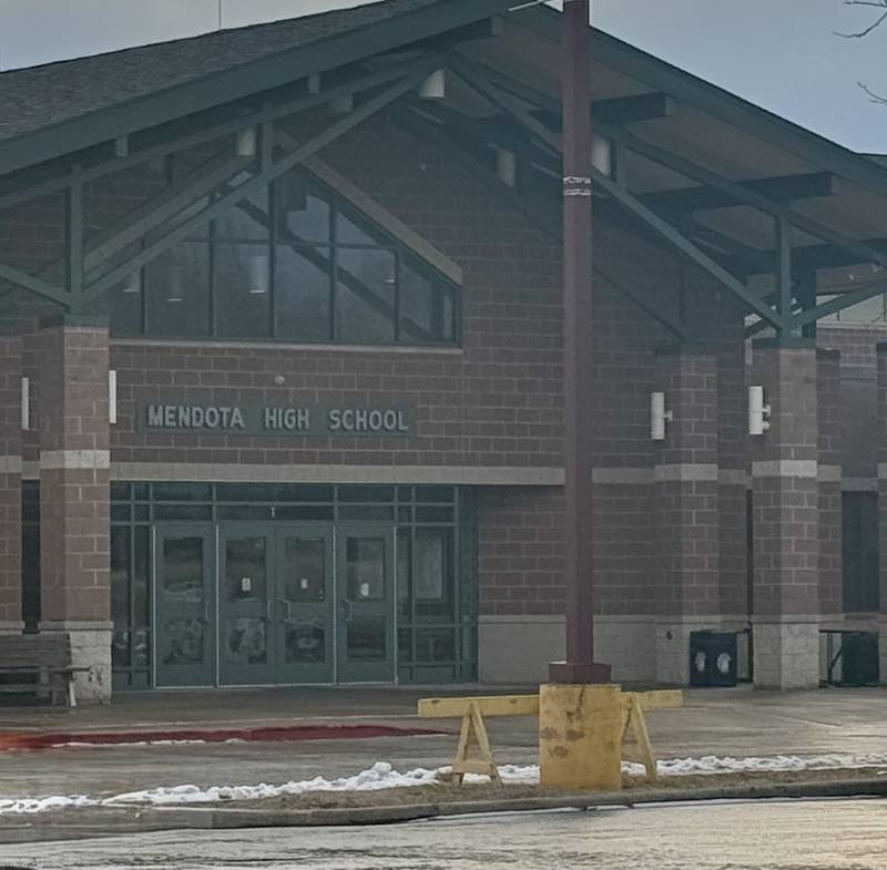 Mendota Township High School went on soft lockdown Friday morning for roughly 30 minutes during first and second period.