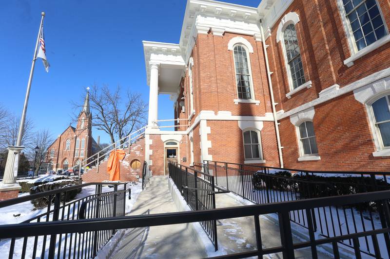 A view of the  renovations outside the Appellate Courthouse on Monday, Jan. 26, 2026 downtown Ottawa. The Appellate Courthouse is going through a renovation to make it more wheelchair accessible.