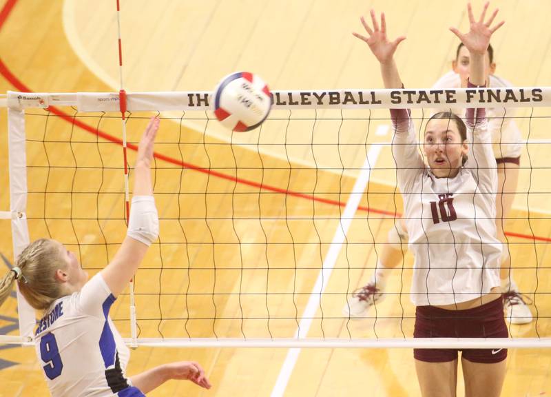 Limestone's Mia Lamberti sends the ball past Prairie Ridge's Addison Smith during the Class 3A State semifinal game on Friday, Nov. 15, 2024 at CEFCU Arena in Normal.