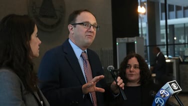 Judge rules four people arrested by ICE without warrants should be released