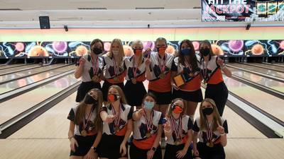 Girls Bowling: Individual champ Lani Breedlove leads Oswego to Matt Clark Invitational title