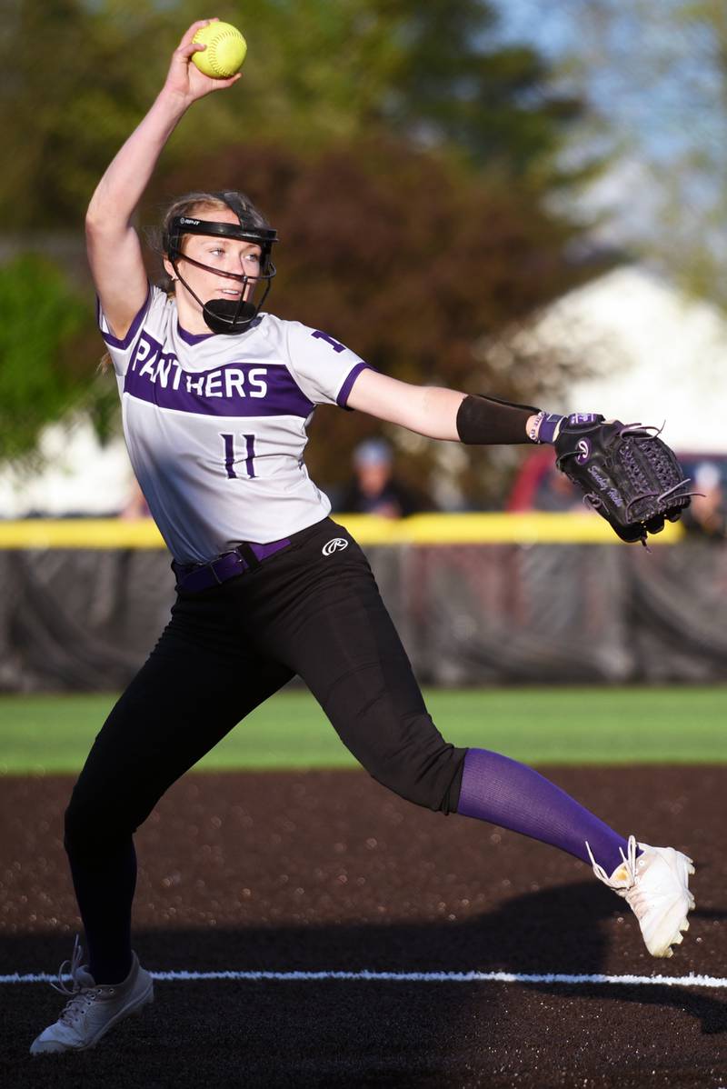 Manteno's Ava Peterson throws a pitch during an April 29, 2024 game at Herscher.