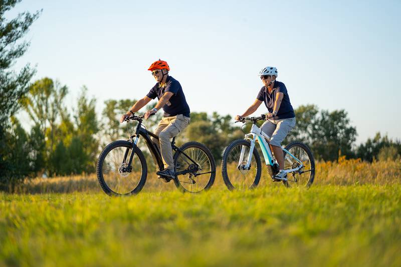 Becky's Bikes - Navigating the Roads Safely: Essential E-Bike Safety Tips