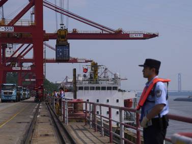 China says its exports to the US fell 35% in May, as trade talks are due to start in London