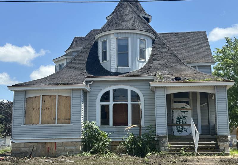 The former convent home is borded up just north of the former St. Mary's Catholic Church on Wednesday, June 25, 2025 at the intersection of 7th and Plum Streets in Peru.