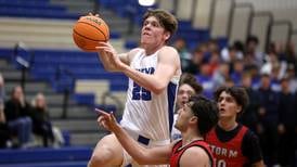 Photos: Geneva hosts South Elgin in boys varsity basketball